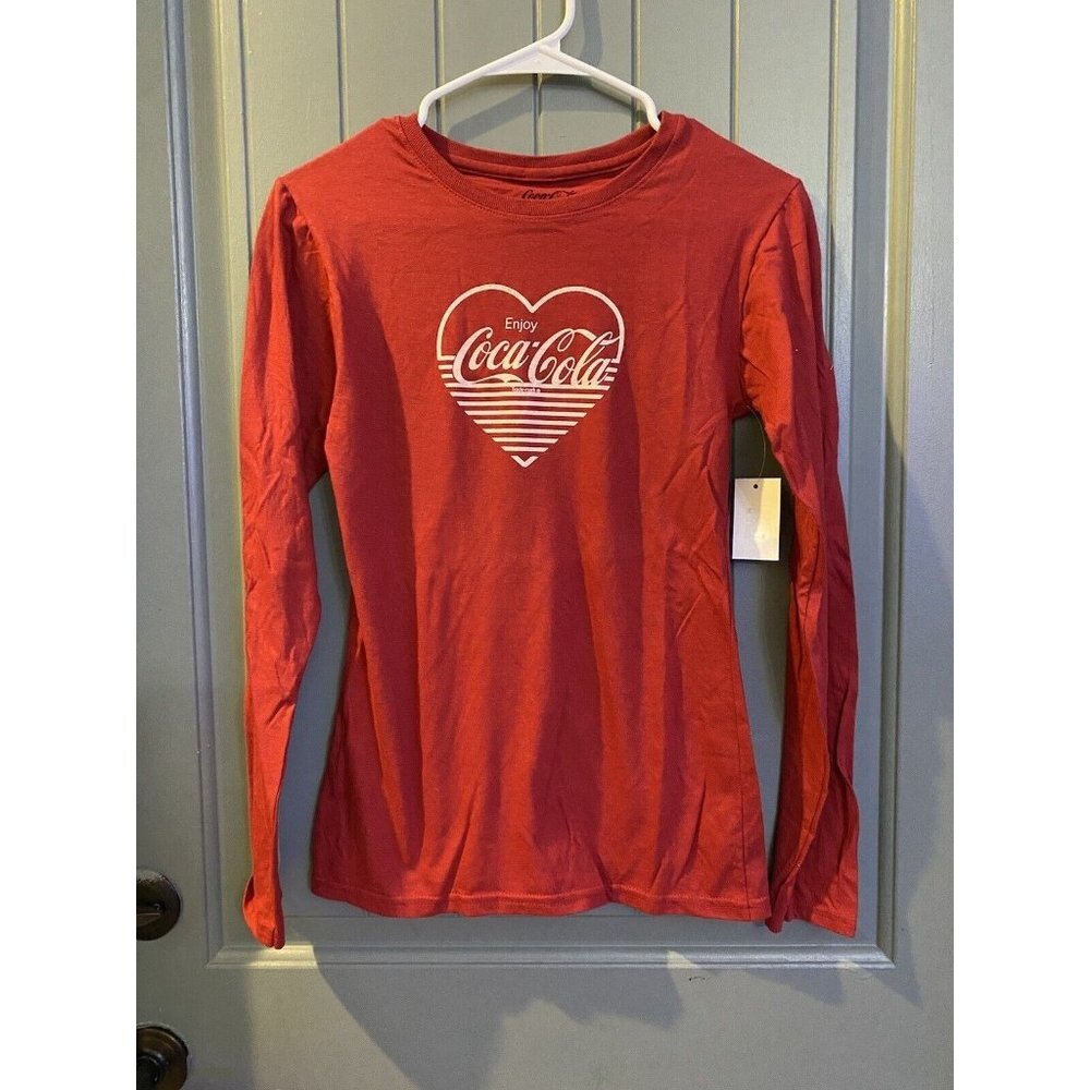 Freeze Juniors Coca-Cola-Graphic Cotton T-Shirt, X-Small, Independence Red